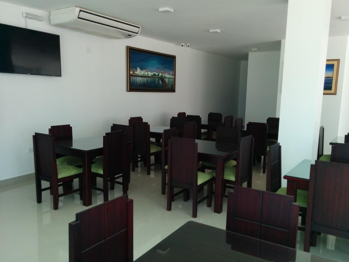 Manta Airport Hotel מראה חיצוני תמונה